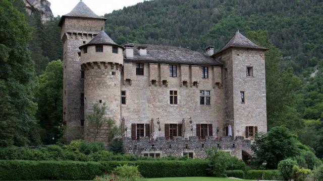 Ch Teau De La Caze De L Aubrac Aux Gorges Du Tarn