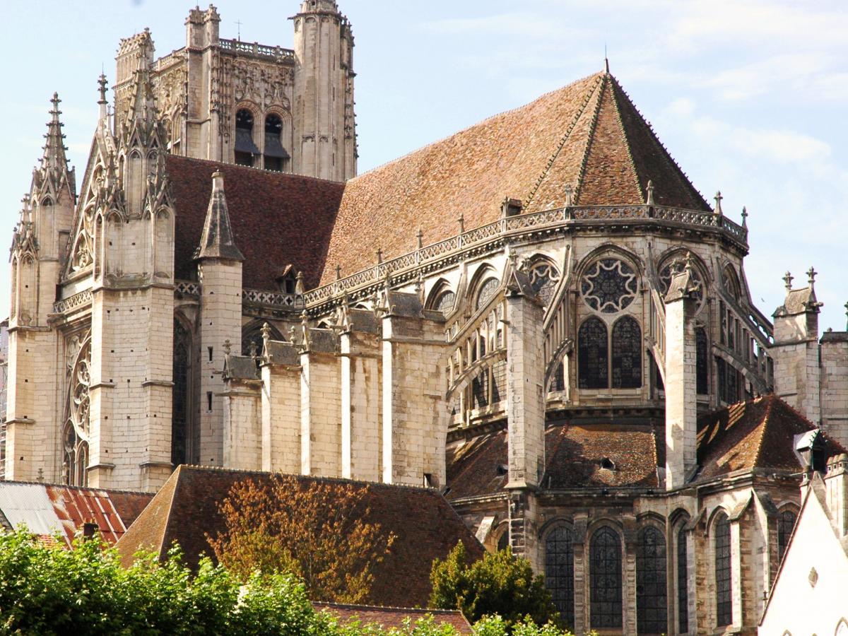 Cathédrale Saint Etienne Fremdenverkehrsamt von Auxerre und Auxerrois