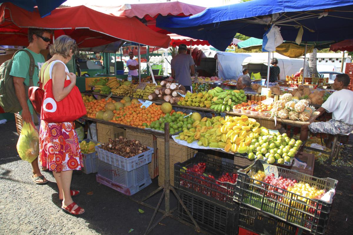 Un Tour De L Le Des Plus Beaux March S Le De La R Union Tourisme