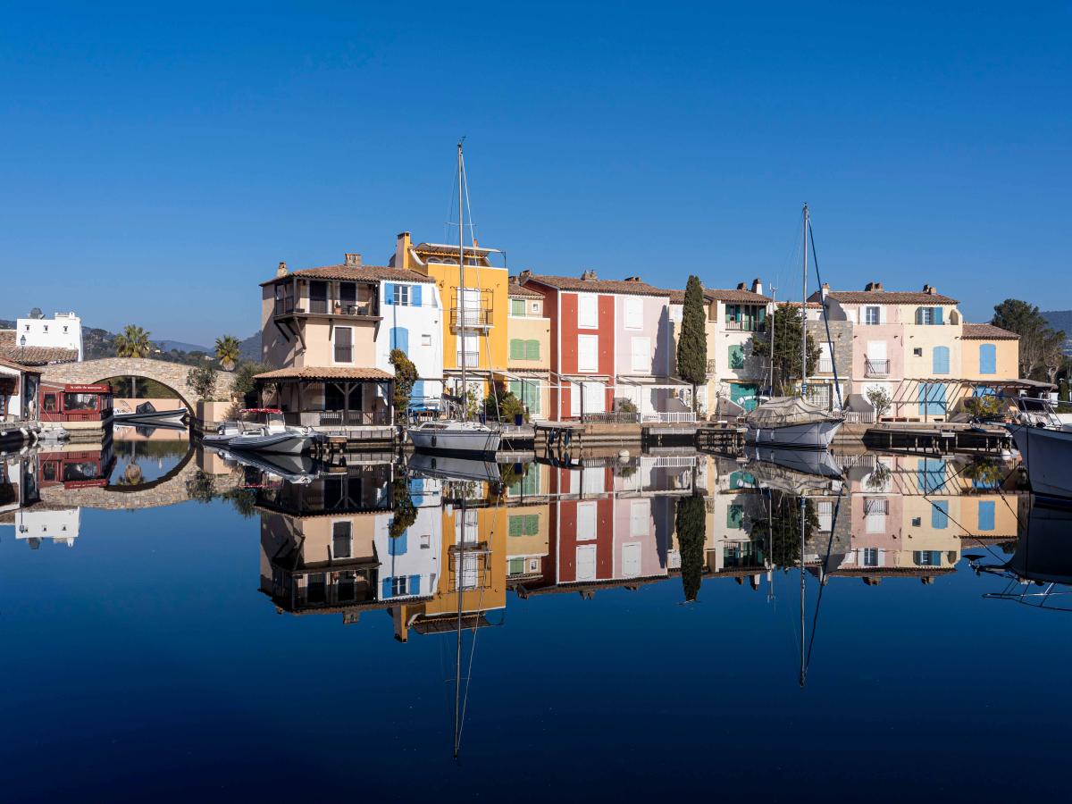 Les Vues De Port Grimaud Grimaud Tourisme Le Charme De La Provence