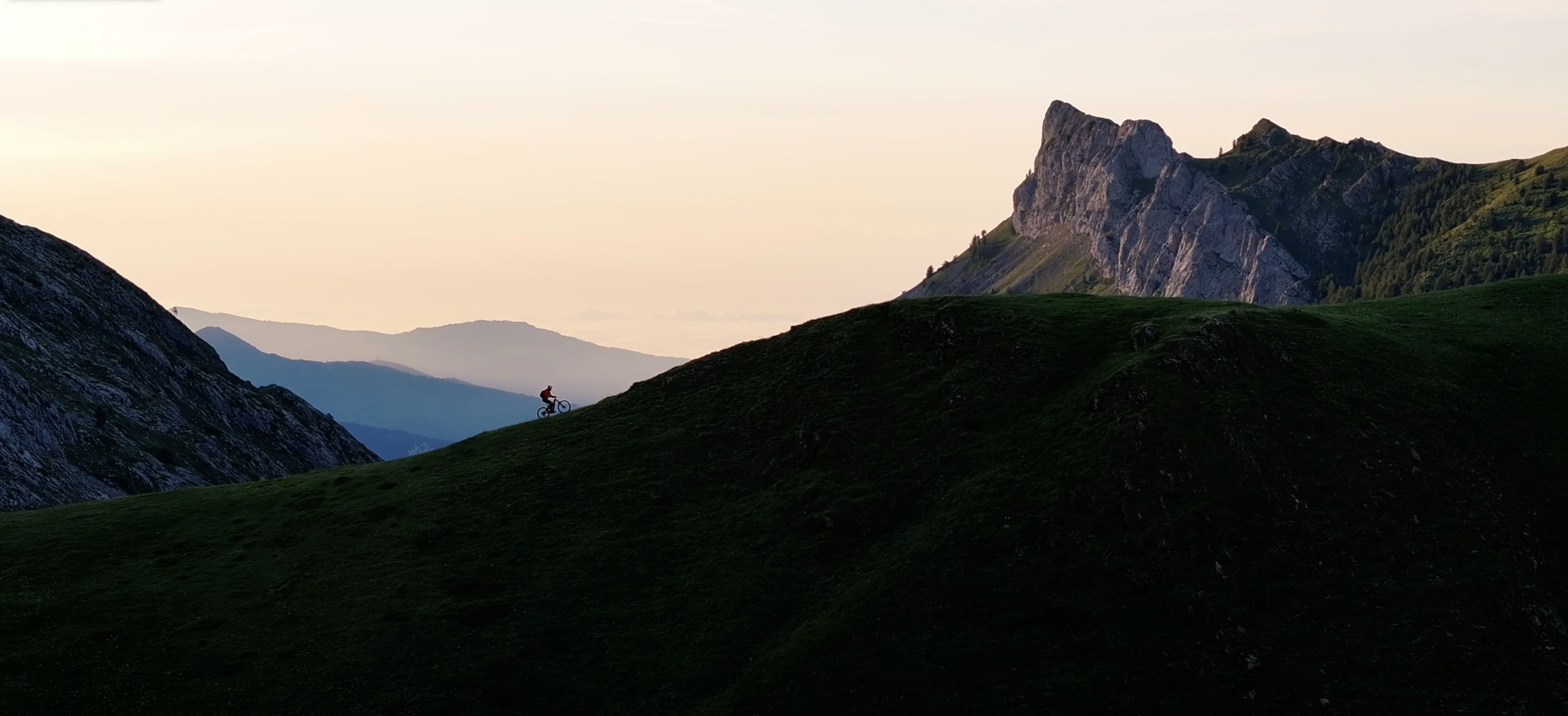 Image des montagnes des Alpes