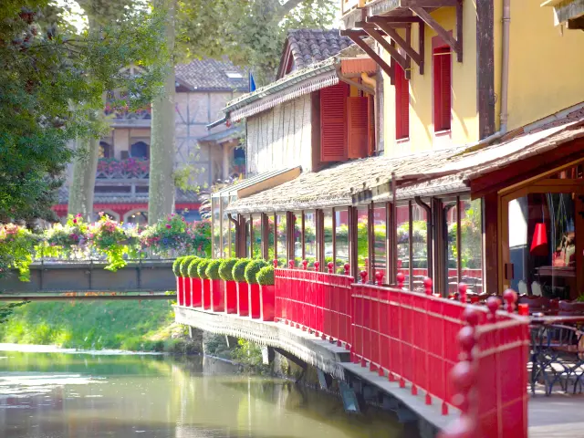 Vonnas le Village Blanc