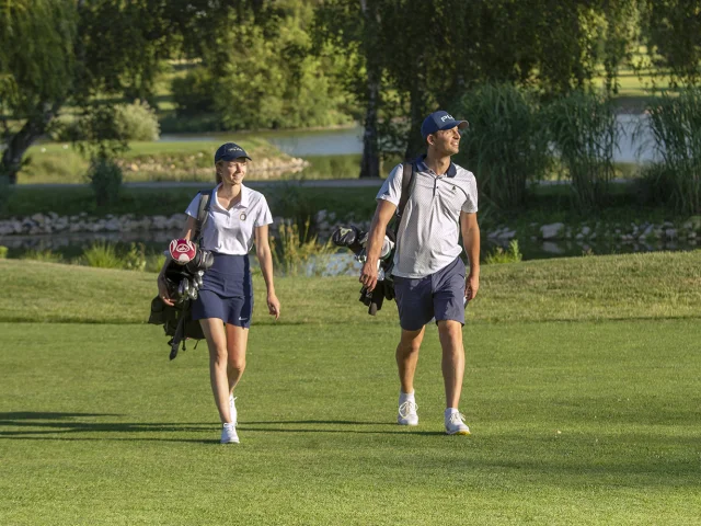 Generic golf