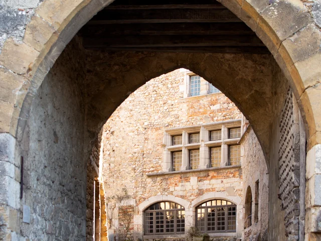 Pérouges