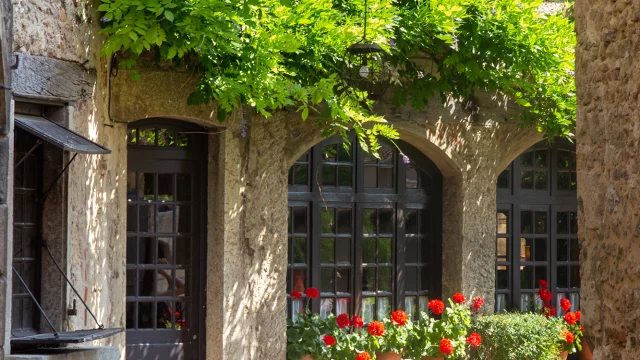 Pérouges