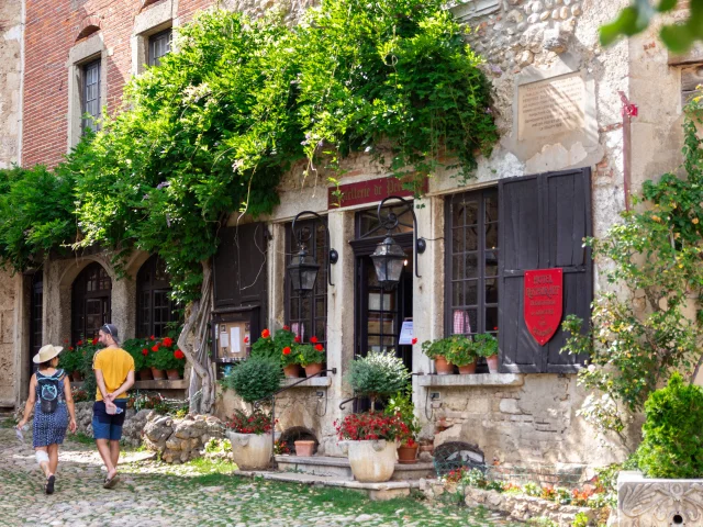 Pérouges
