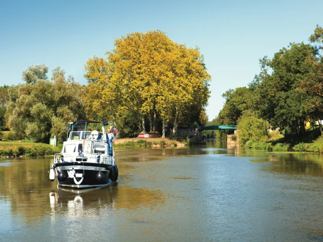 Navigation à Pont de Vaux
