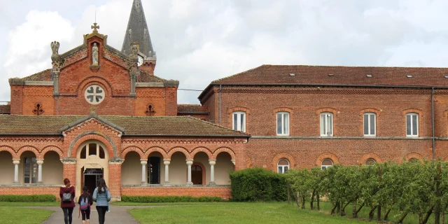 Notre Dame des Dombes