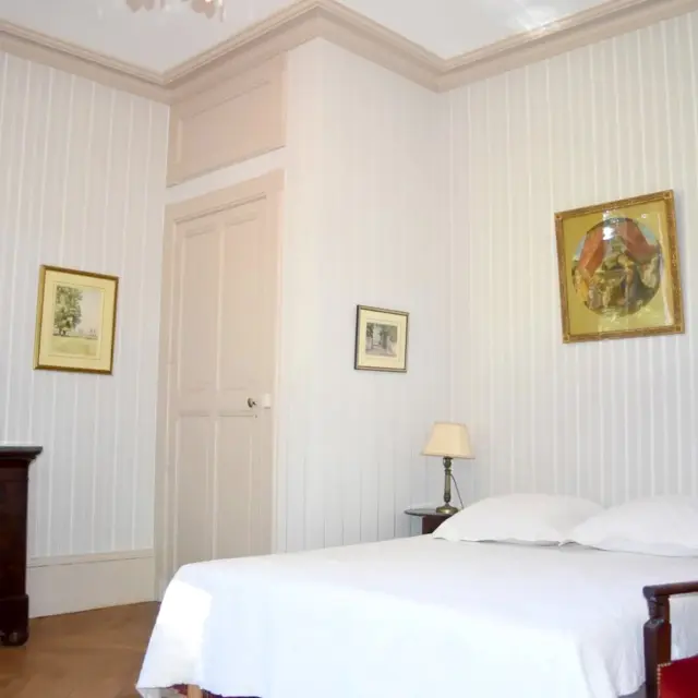 Hébergement authentique Château de Varambon