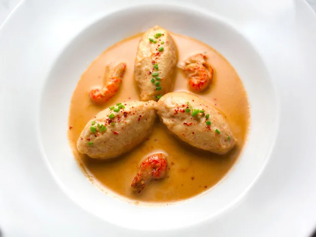 Assiette de quenelles sauce Nantua