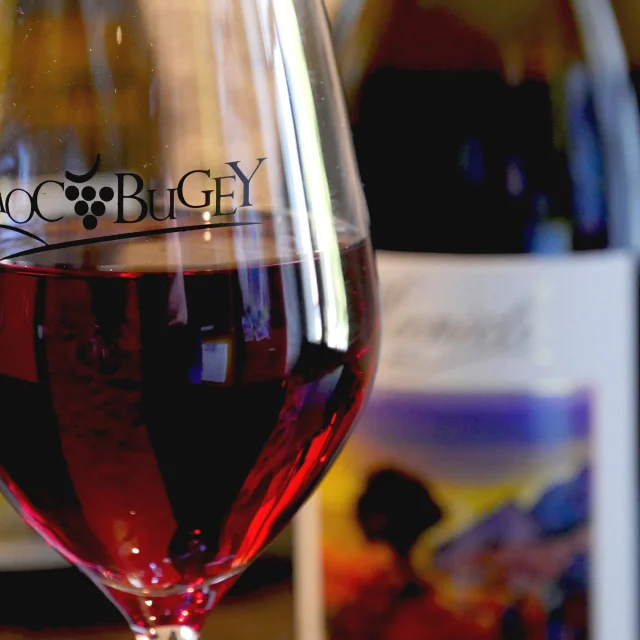 Manicle-Wein Bugey AOC