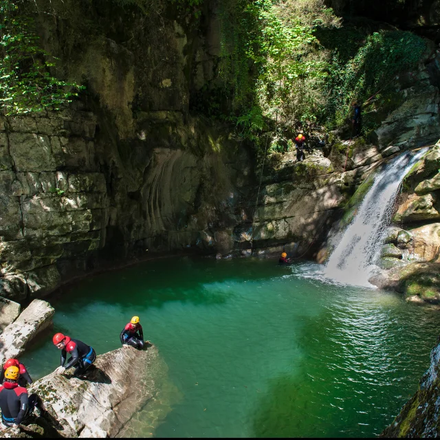 Outdoor Canyoning im Canyon du Groin