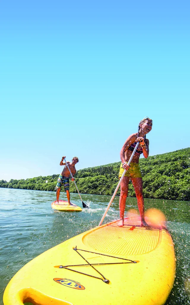 Baignade dans la rivière d'Ain et l'ile Chambod