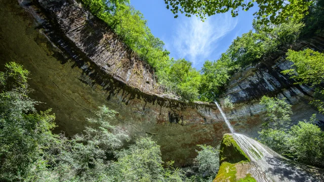 Vézeronce, rivière sauvage
