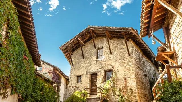 Pérouges, cité médiévale