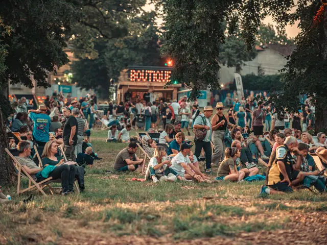 Ambiance Festival Printemps de Perouges