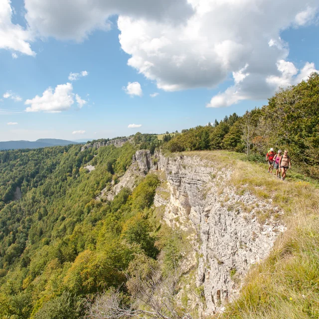 Randonnée au Cirque d'Orvaz et à la Roche Fauconnière