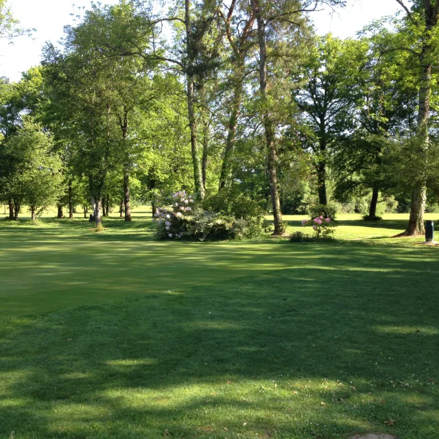 Putting Golf St Genis