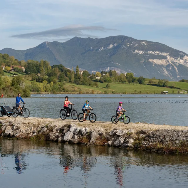 ViaRhôna l'EuroVelo à Masigienu-de-Rives, dans l'Ain