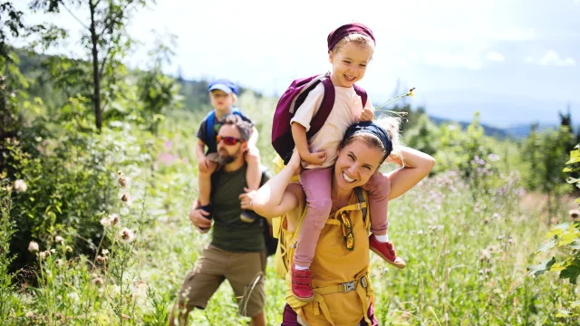 Balade en famille en pleine nature