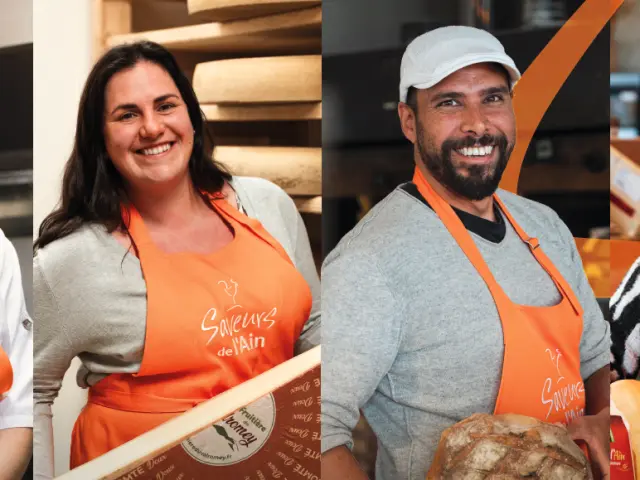 4 adhérents saveurs de l'Ain en train de présentés leurs produits locaux : comté, pain, assiette d'une restaurateur, cagette de produits frais et non frais