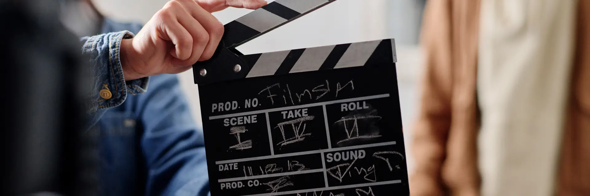 Clap cinéma, tournage d'un film dans l'Ain