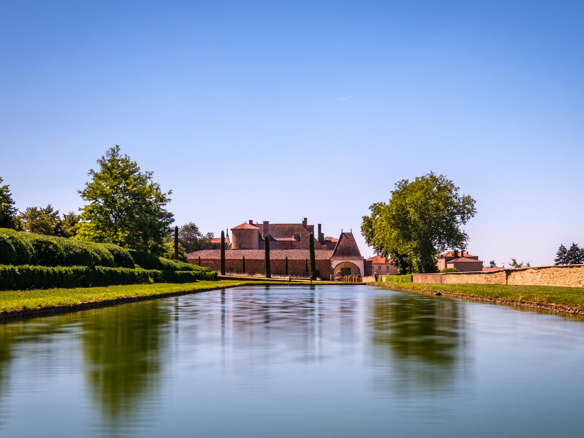 Château de SaintMarceldeFélines Loire Story
