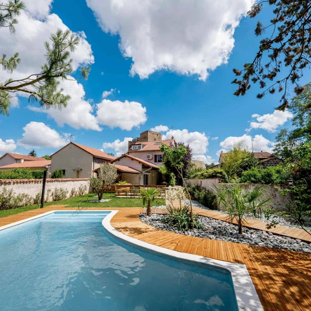 Gite Du Chateau Exterieur Piscine