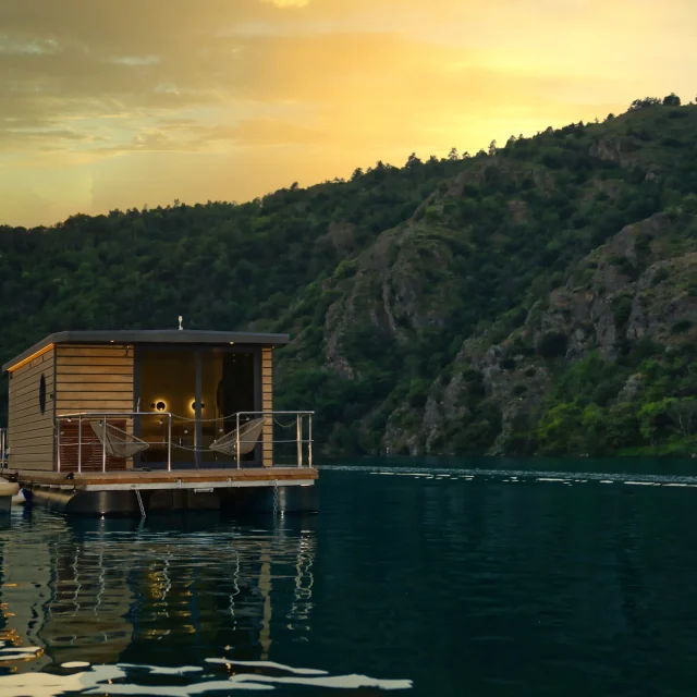 Hebergement Insolite Proche Lyon Loire 42