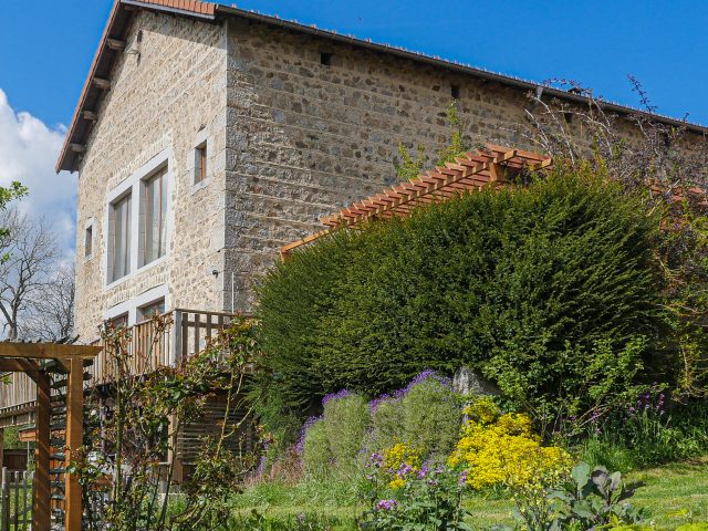P-St-Regis-du-Coin-Jardin_des_4MLoire_Tourisme-David_Genestal_17-1-e1751287877834.jpg