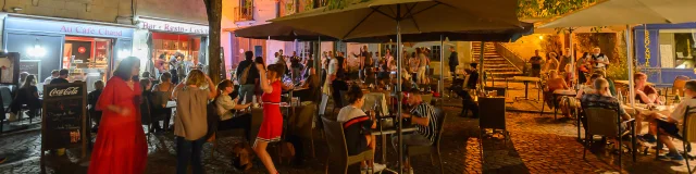 Place Chinon Nuit