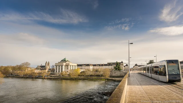 Tramway Pont Wilson