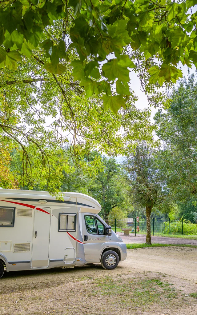 Parcheggio del campeggio di Azay-Le-Rideau
