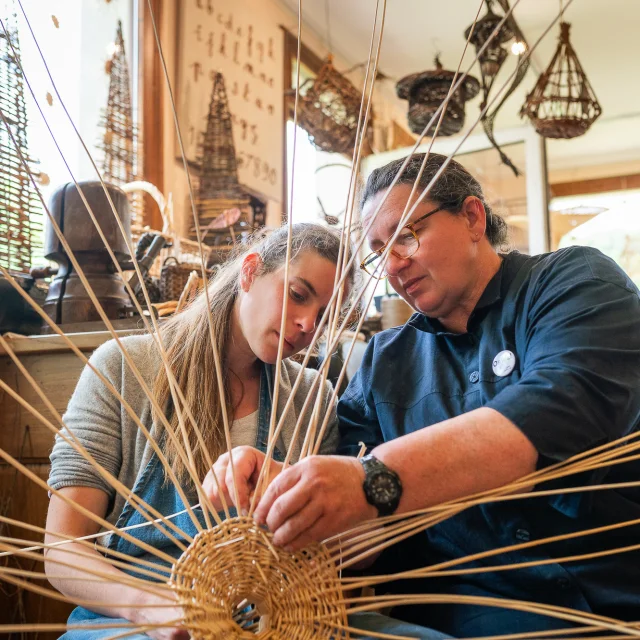 L’osier, c’est tout un art ! Centre d'Art autour de l'osier - Les Paniers d'Hélène