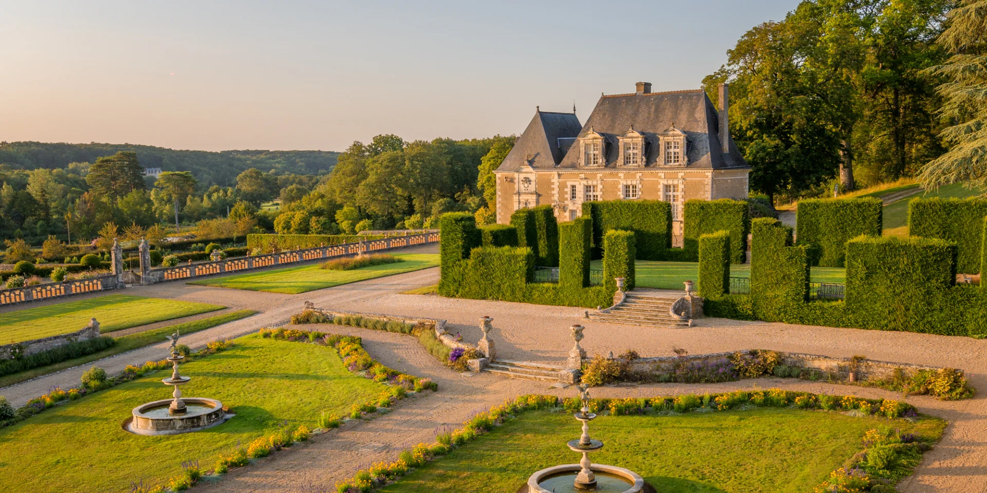 Jardines del castillo de Valmer