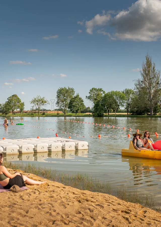 baignade au camping municipal de Bourgueil