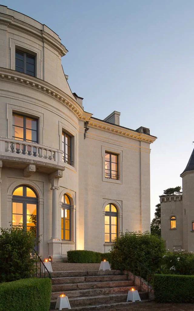 Bed and breakfast at Château de Moh in Candes-Saint-martin