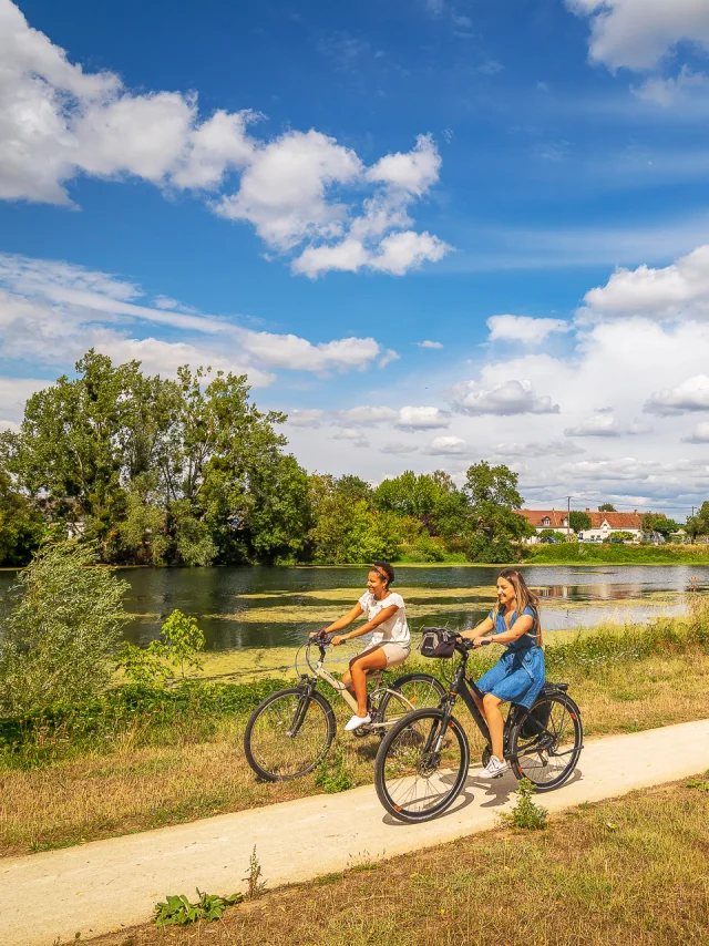 Le Cher à vélo à Athée sur Cher