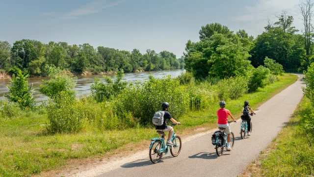 Loire A Velo Montlouis Amboise Credit Adt Touraine Jc Coutand 2034 63