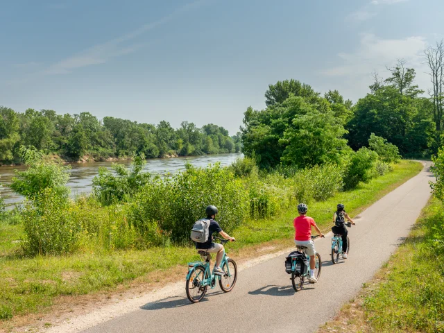 Loire A Velo Montlouis Amboise Credit Adt Touraine Jc Coutand 2034 63