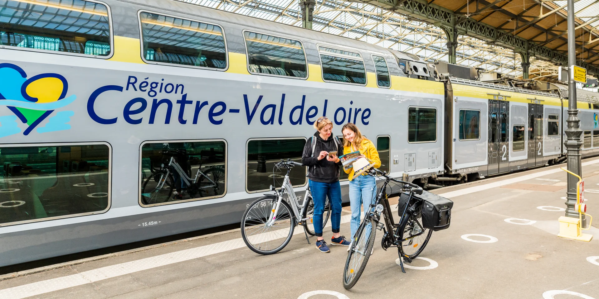 Vélos à la Gare de Tours