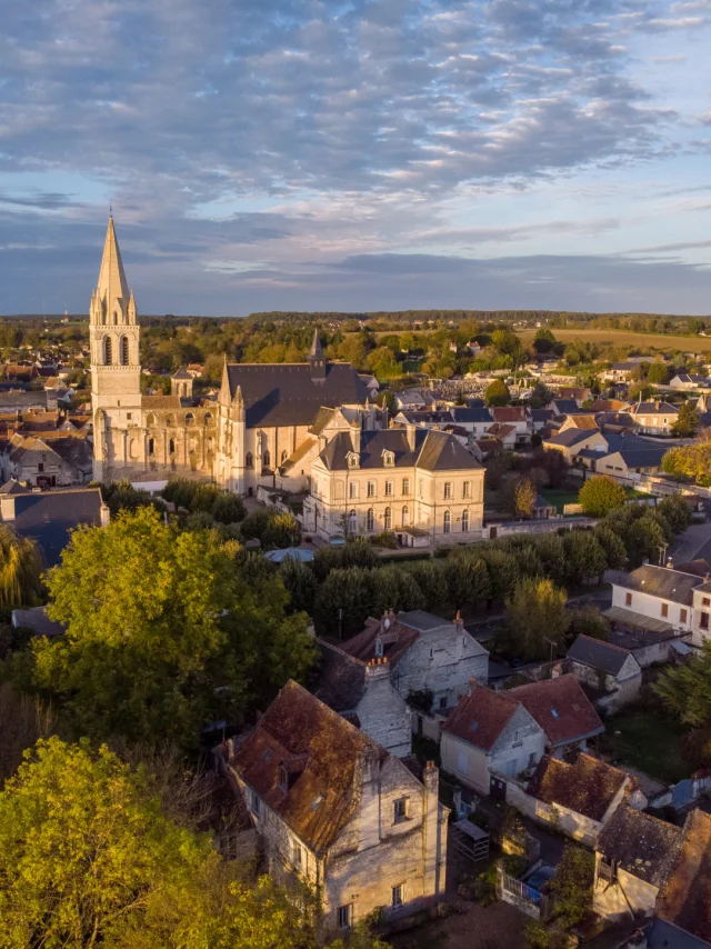 Coucher de Soleil dur Labbatial de Beaulieu Les Loches