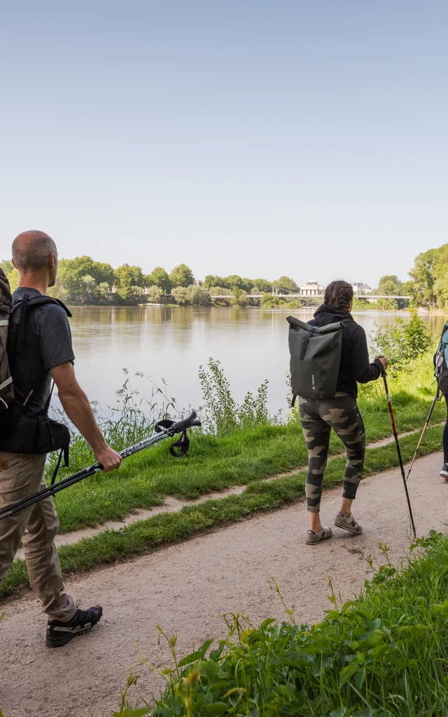 Randonnée GR®3 à Tours