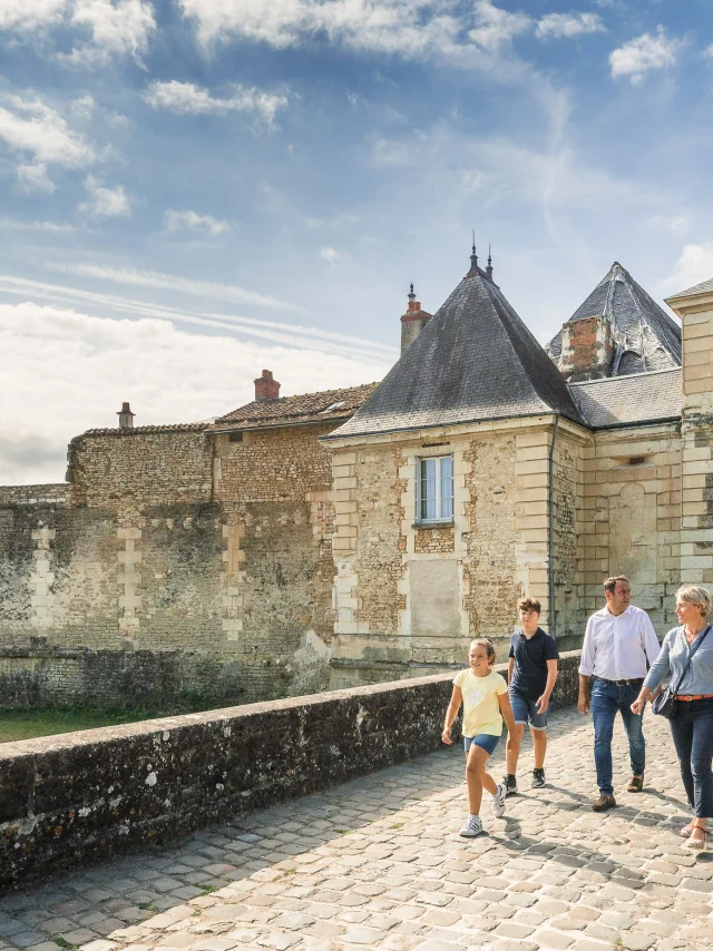 Stadt Richelieu Petite cité de caractère (Kleine Stadt mit Charakter)