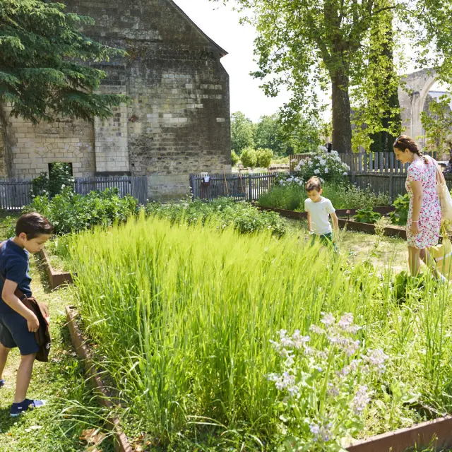 Chasse aux œufs de Pâques au Prieuré Saint Cosme