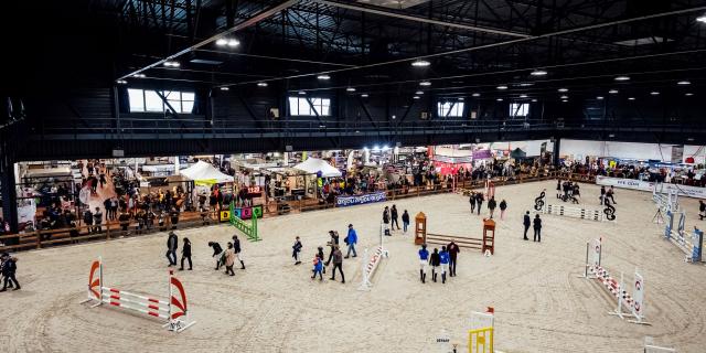 Epreuve De Saut D Obstacle Durant Le Salon Du Cheval Copyright Christophe Martin Destination Angers 4846