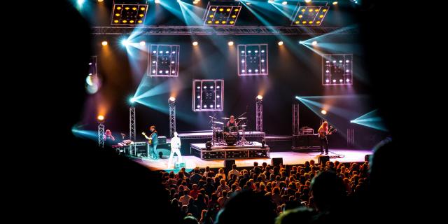 Regine Lemarchand Amphitea One Night Of Queen 22 10 21 Ns 8