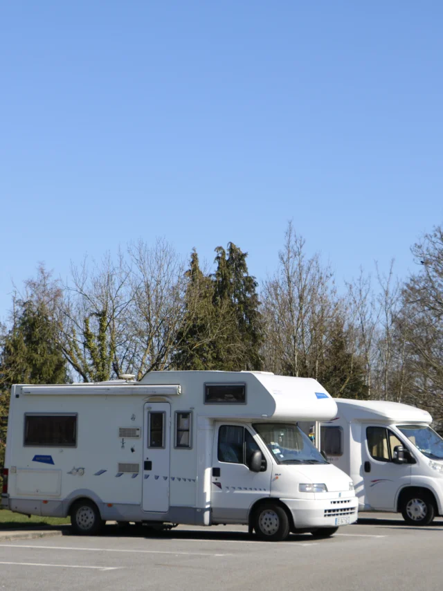 Emplacement camping car sur le parking République à Alençon