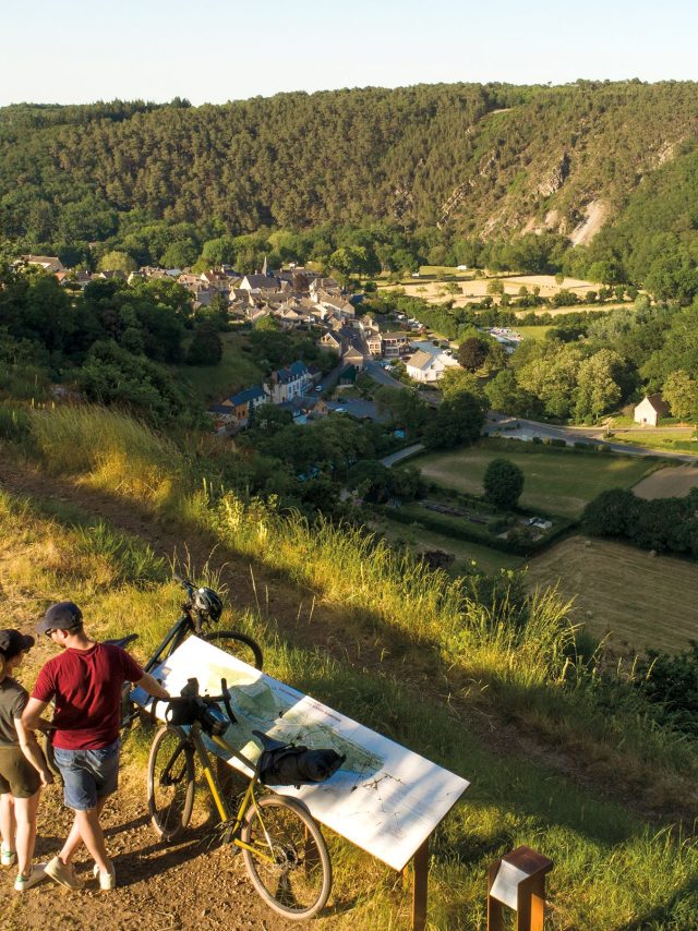 Vue sur les Alpes Mancelles de Saint-Léonard-des-Bois