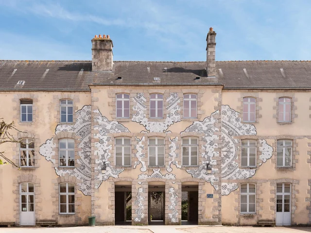Façade du musée des beaux-arts et de la dentelle à Alençon